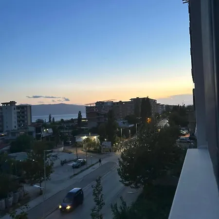 Apartment Seashell