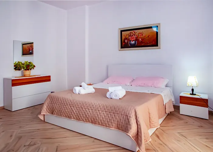 Seashell Apartment